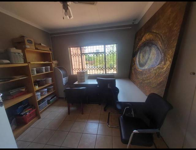 3 BEDROOM PROPERTY TO RENT IN HENNOPSPARK